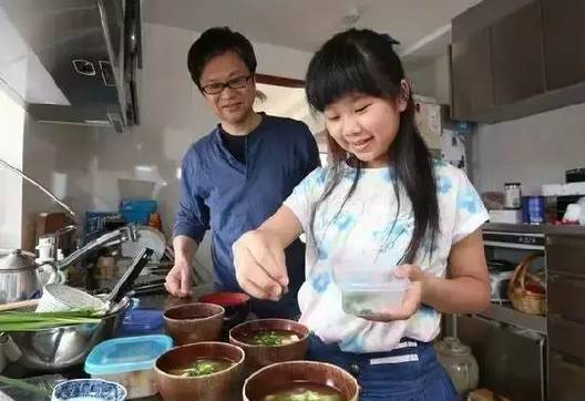 廚房教育，現(xiàn)代家庭教育的重要連接支點(diǎn)