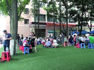 媒體曝小學“貴族化”:1年學費貴過大學4年