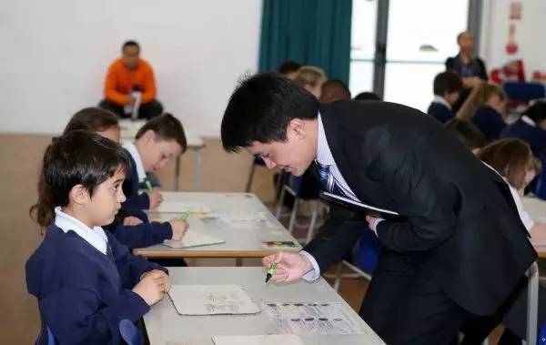 英國人出3.5億高價(jià)，只為買一張中國的九九乘法表
