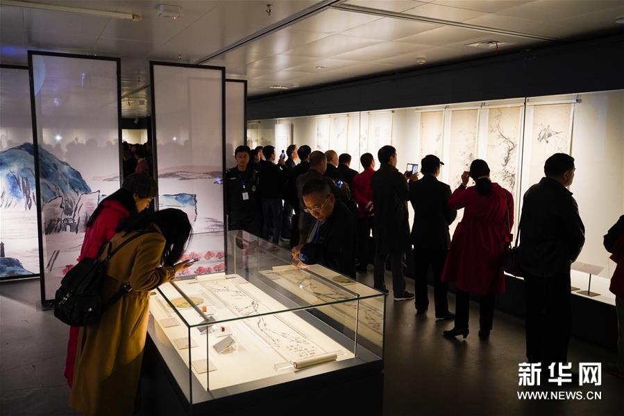 （文化）（1）齊白石作品回鄉(xiāng)展在湘潭開幕